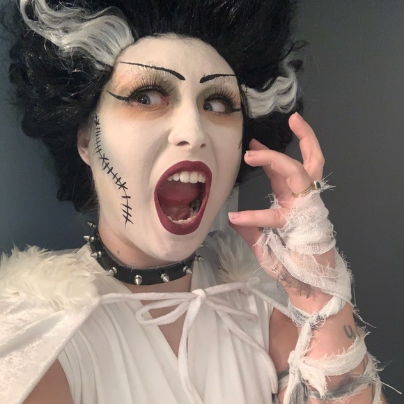 Meet your Posher, Samantha - Picture 2 of 3